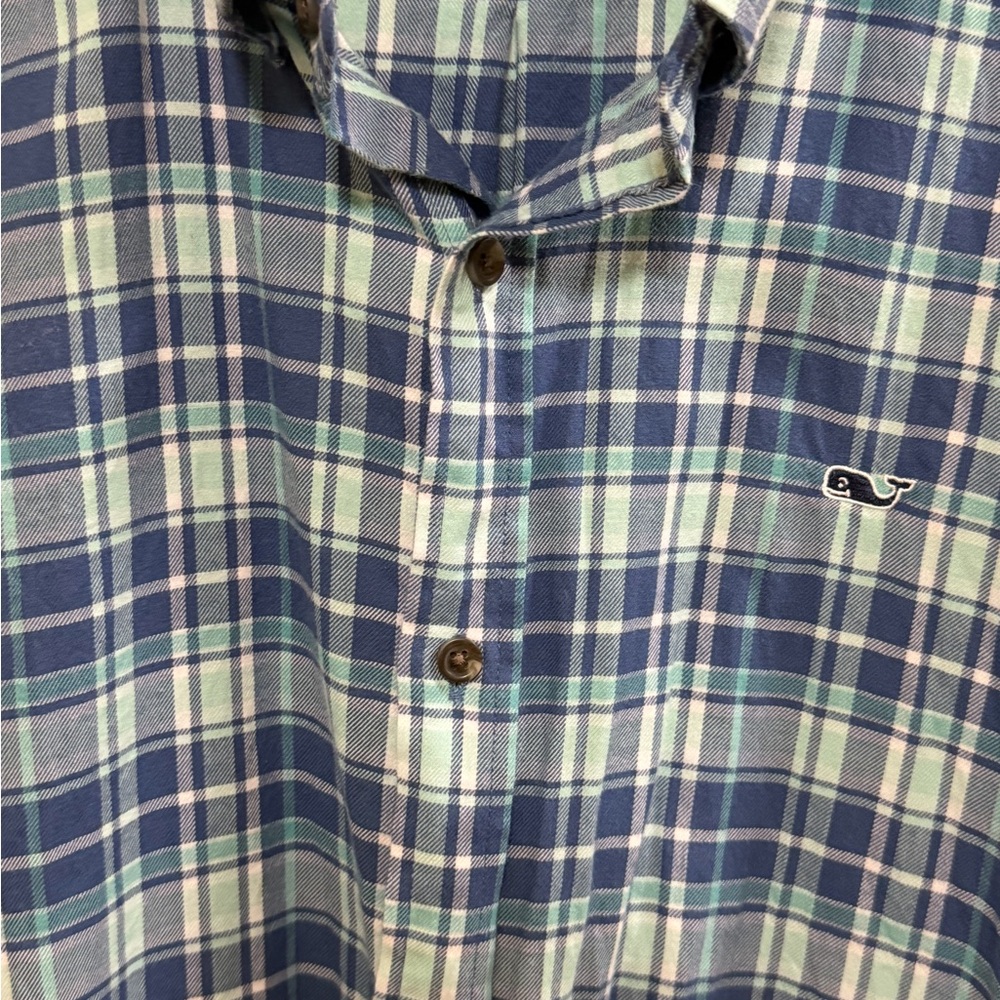 Vineyard Vines Navy, Light Blue Plaid Button-Down Shirt. Flannel.  Never worn.